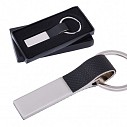Breloc promotionale pentru chei din metal cu imitatie de piele si design elegant - R17693