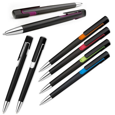 Pix negru din plastic cu finisari colorate - 12426 pixuri negre cu finisari colorate 12426