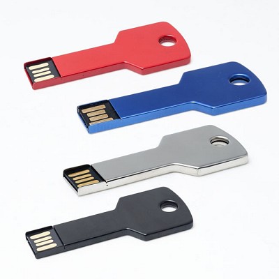 Stick USB din metal colorat cu forma de cheie - CM1107 CM1107 stick metalic USB cu forma de cheie 1GB 2GB 4GB 8GB 16GB