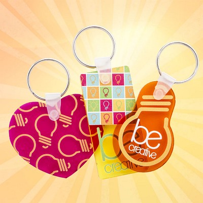 Breloc din plastic cu forma la comanda - AP718119 AP718119 brelocuri promotionale cu forma la comanda