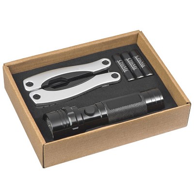 Set de lanterna cu baterii si cleste in cutie de lemn - 83062 seturi de lanterne cu patenti metalici 83062