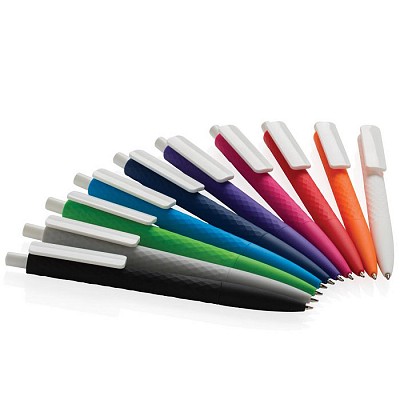 Pix cu design modern si accesorii albe - P610960 pixuri promotionale din plastic cu design modern P610960