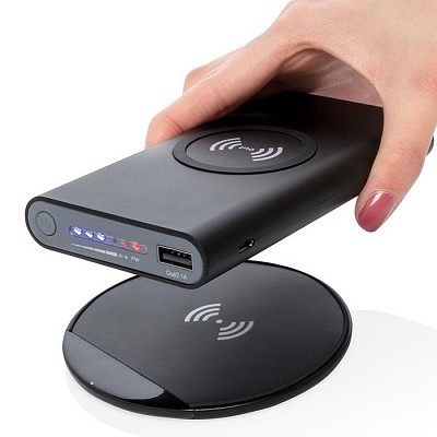 Powerbank cu incarcator wireless si 2 sloturi USB - P324611 seturi de powerbank uri cu incarcator wireless P324611