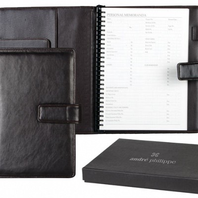 Agenda cu compartiment pentru carti de vizita - AP895000 AP895000 Agenda cu compartiment pentru carti de vizita