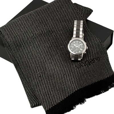 Set de ceas unisex cu esafa de lux din lana - Ungaro UPEM132 UPEM132 seturi Ungaro de ceasuri cu esarfe de lux