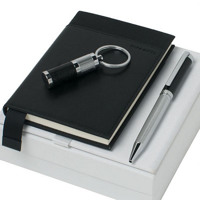 Carnetel A6 cu pix Nina Ricci si breloc USB- RPBNU463 RPBNU463 carnetele de lux cu pixuri si memory stickuri USB Nina Ricci